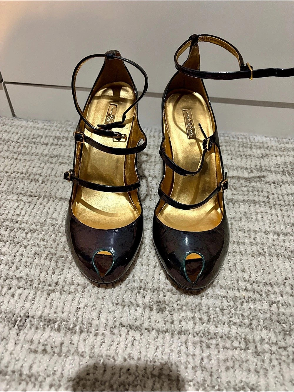 Sergio Rossi Black & Gold Heels